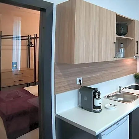 호텔 Diwotel By Trip Frankfurt Airport 4*